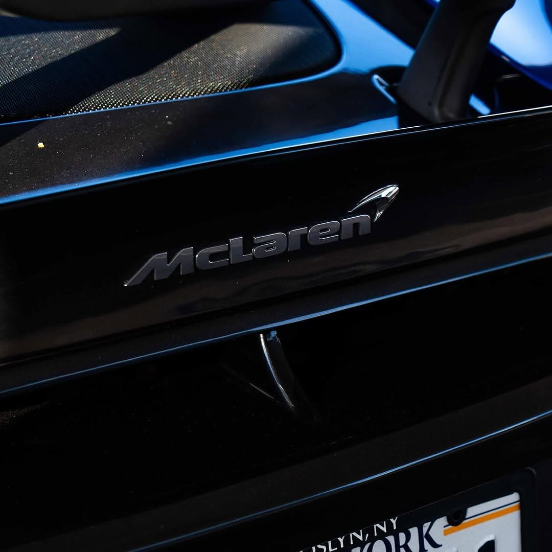McLaren 650: Exterior: rear wing and diffuser